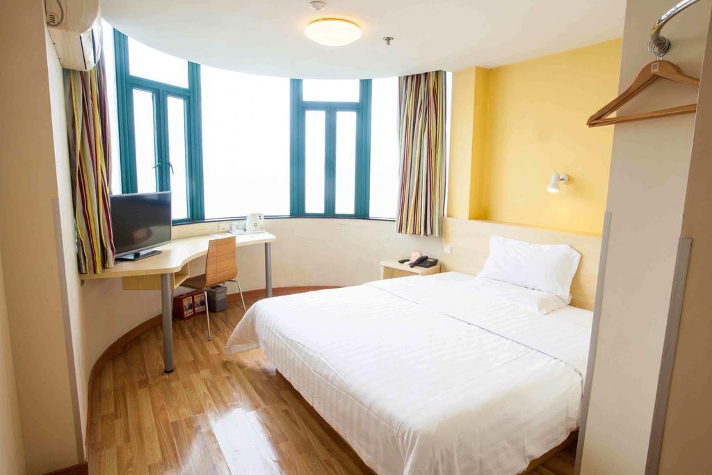 7Days Premium Harbin Central Avenue Екстер'єр фото
