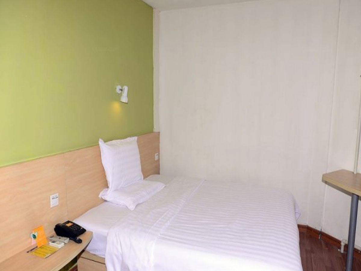 7Days Premium Harbin Central Avenue Екстер'єр фото